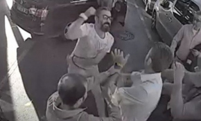 Halk otobüsündeki kavga kamerada