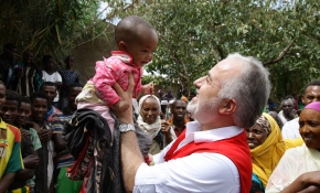 Kızılay Başkanı Kınık: Kendi ekiplerimizle, araçlarımızla ve kendi binalarımızda çalışıyoruz