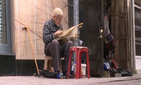 Samsunlu ustanın 50 yılı şemsiye tamiriyle geçti