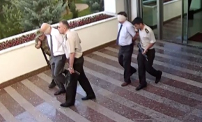 Darbecilerin TEM Daire Başkanı Aslan'ı infaza götürme anları ortaya çıktı