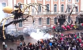 Devasa mekanik hayvanlar Fransa sokaklarında