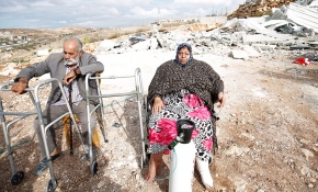 İsrail güçleri Filistinli hasta kadını evsiz bıraktı
