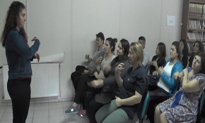 Manisa'da sağlık çalışanlarına işaret dili eğitimi