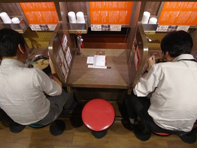 Japonya'da "Tek başına" akımı hızla yayılıyor