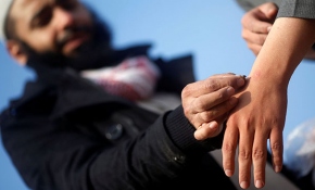 Mısır'ın başkentinde arılarla tedavi