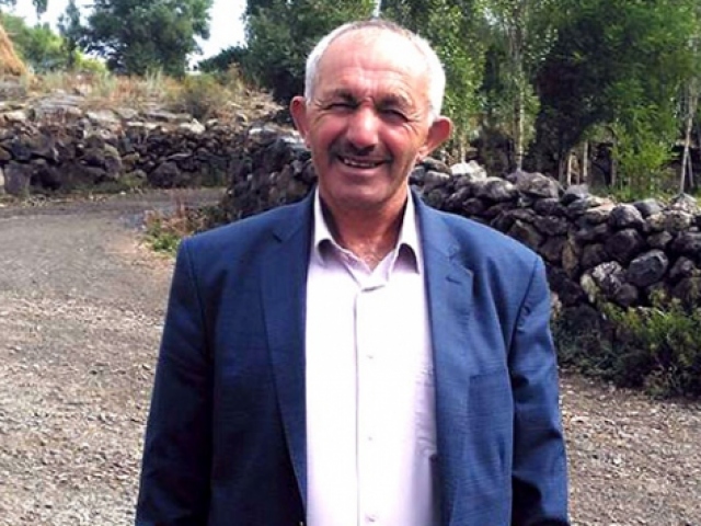 Muhtar cami hoparlörlerinden köylülere sitem etti