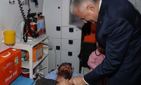 TBMM Başkanı Yıldırım kazazedelerle ilgilendi