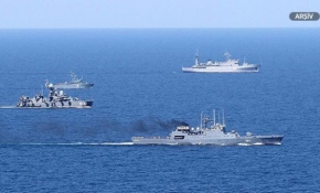 Rusya, Azak Denizi bölgesinde Ukrayna gemilerini vurdu