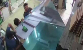 Belize'de cam yığını işçilerin üzerine devrildi: 3 yaralı