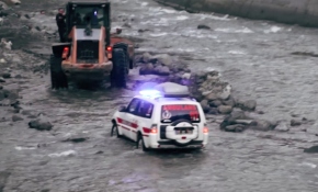 "Huriye nine"yi taşıyan ambulansın eve ulaşması için yeni yol yapıldı