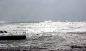 İstanbul'da şiddetli fırtına etkili oluyor