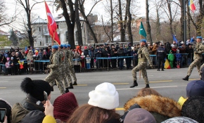 Romanya Milli Günü geçit törenine Türk askerleri katıldı