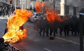 Fransa'da sokaklar alev alev