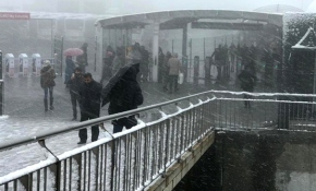 İstanbul'da kar yağışı başladı