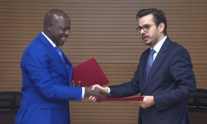 TRT'den Gambiya'ya destek