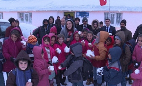 İstanbul'dan Ağrı'ya kardeşlik köprüsü kurdular