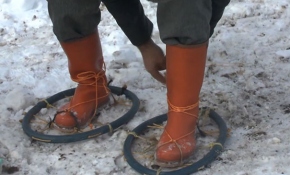 Muş'ta köylüler karlı yolları "hedik"le aşıyor