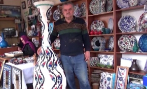 50 yıllık çini ustasının yeni hedefi "2 metrelik vazo yapmak"