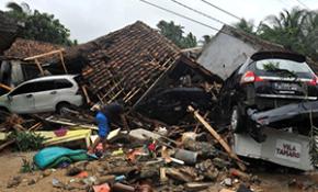 Endonezya'da tsunami faciası: 222 kişi hayatını kaybetti