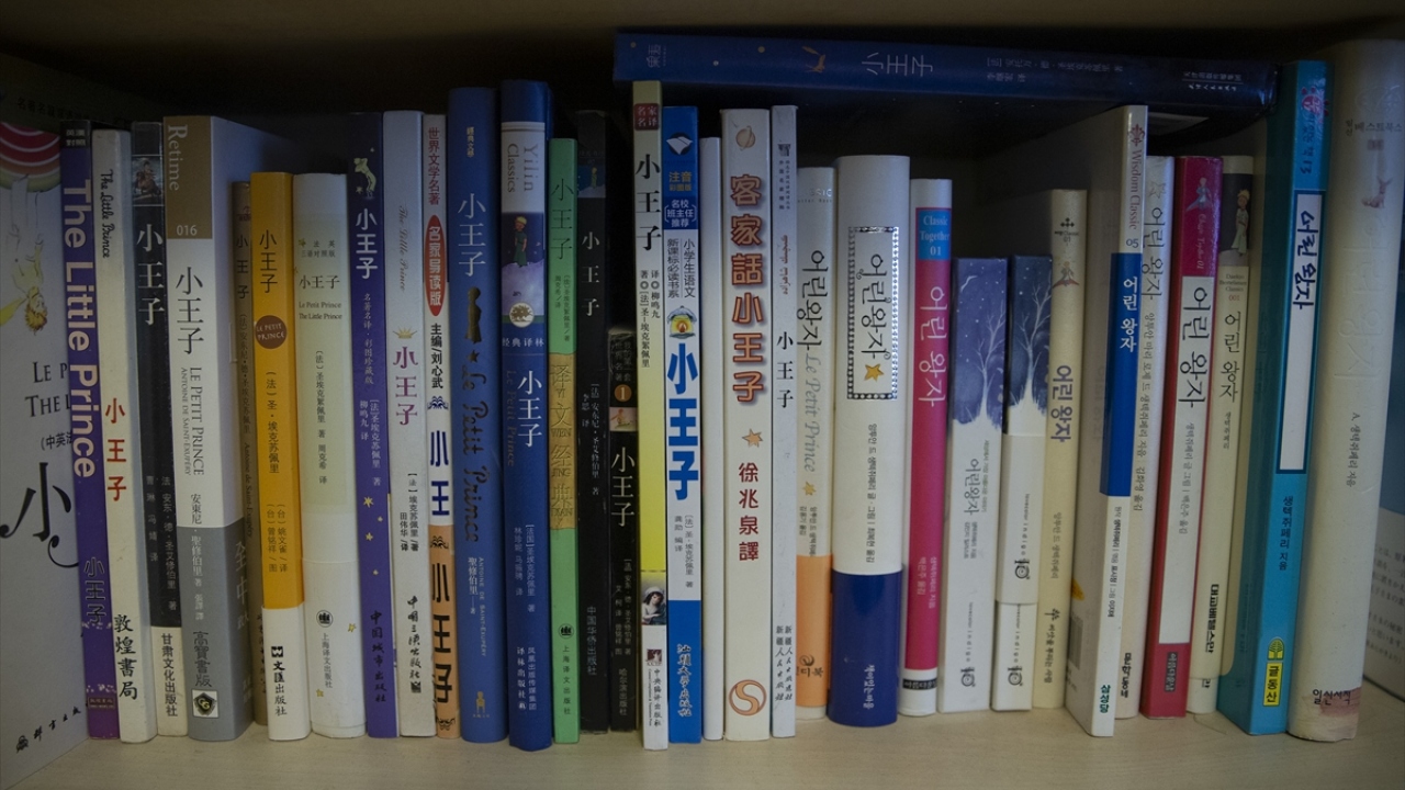 "Kitap bana oyun oynatıyor"