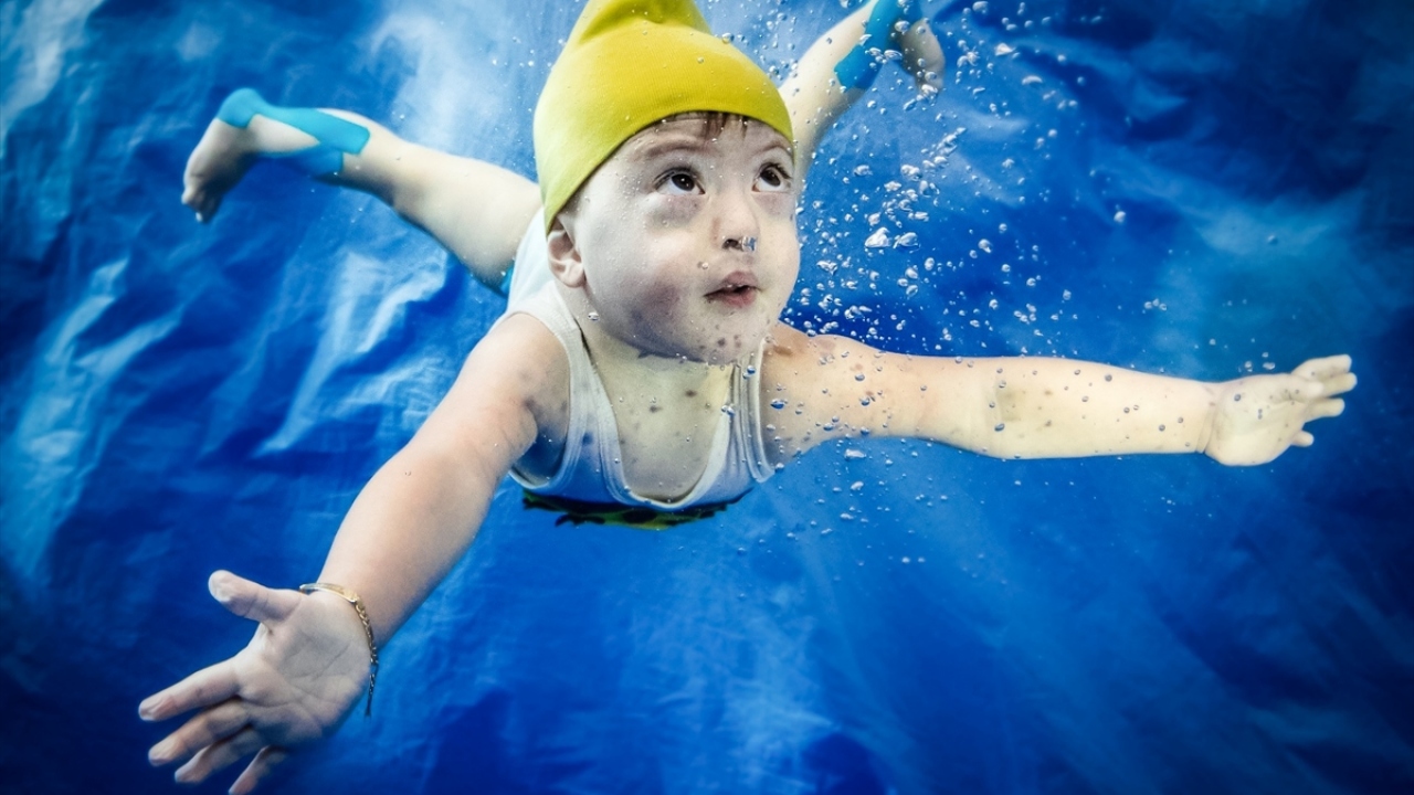Bebeklerin suya kolay adapte olduklarını dile getiren antrenör Kılıç, sözlerini şöyle sürdürdü: