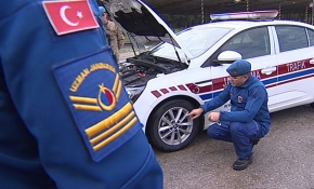Jandarma personeli güvenli ve ileri sürüş eğitimi alıyor