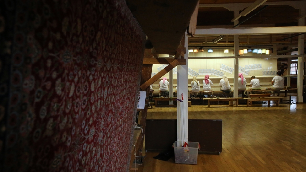 "Günlük 22 santimetre dokuyabiliyorum"