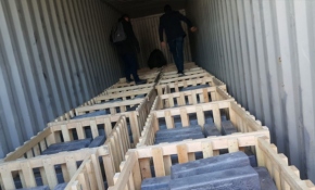 Türk ve Yunan polislerinden Pire Limanı'nda narkotik operasyon