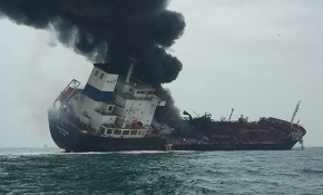 Hong Kong'da petrol tankeri alev aldı: 1 ölü