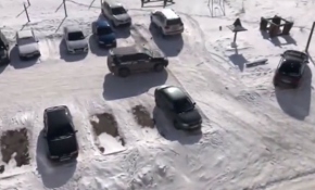 Rusya'da sarhoş sürücü otoparkı birbirine kattı