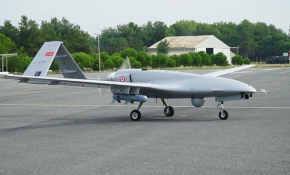 Selçuk Bayraktar, yerli İHA'nın ilk uçuş görüntülerini paylaştı