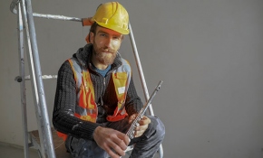 İnşaat işçisi Orhan Şen'in yan flüt tutkusu