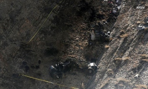 İran'da kargo uçağı düştü