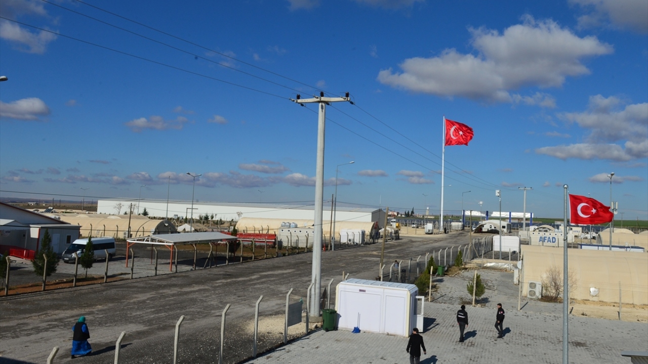 "Evlerimiz, eşyalarımız savaşta yok oldu."