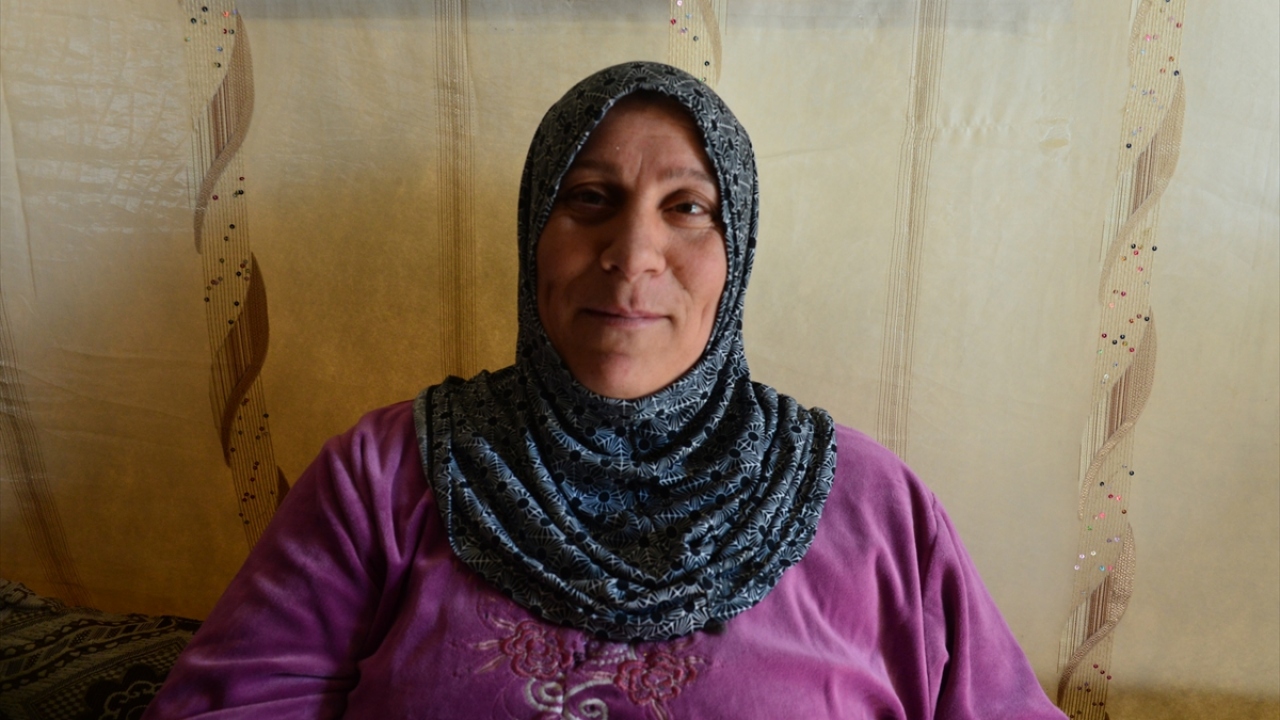 Tel Abyadlı 5 çocuk annesi Esma el Hadi, muhabirine açıklama yaptı.