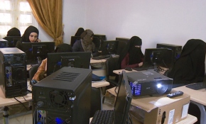 Türkiye'den Cerablus'taki Suriyeli kadınlara meslek eğitimi